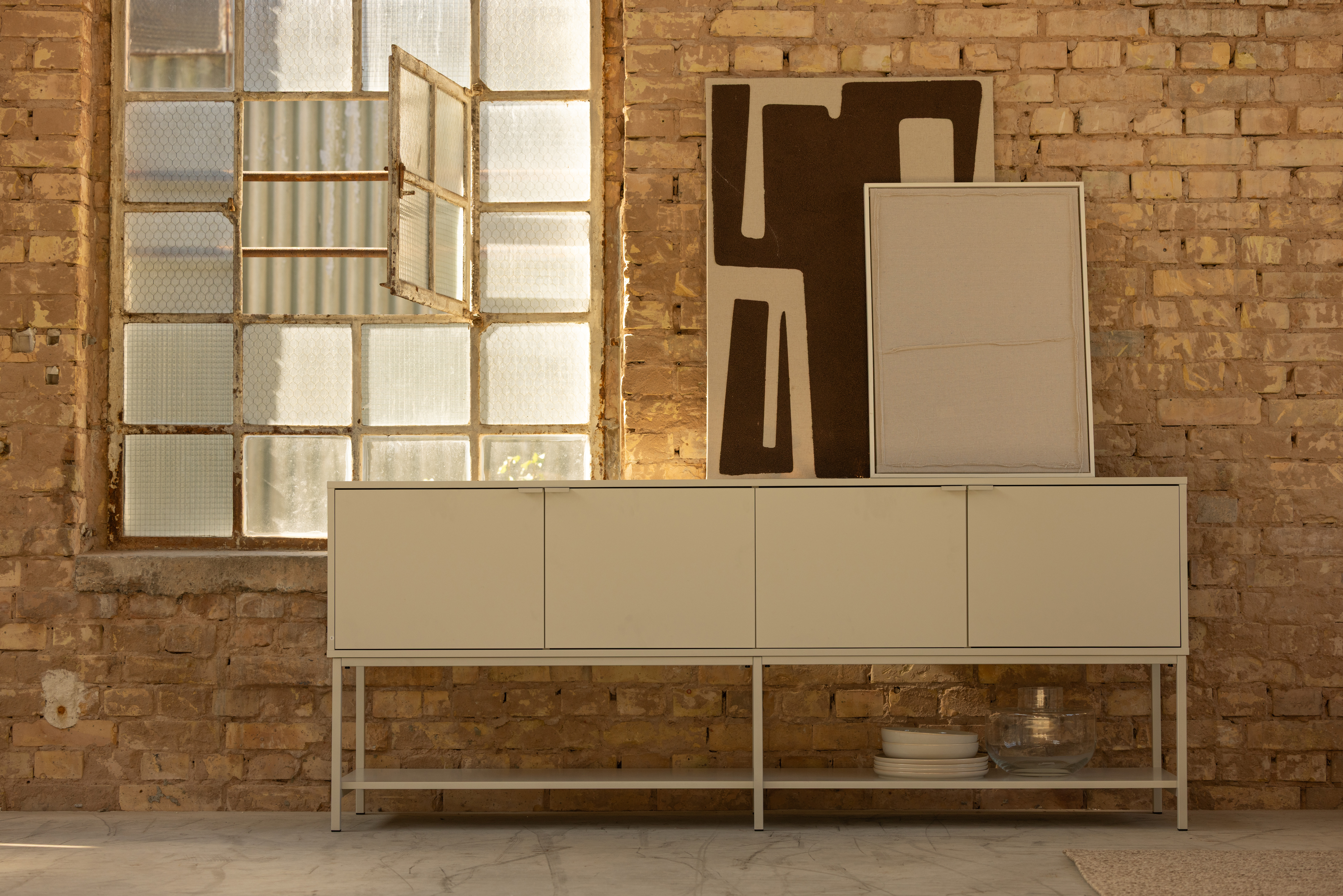 FAEE Sideboard NAER FAEE Sideboard NAER