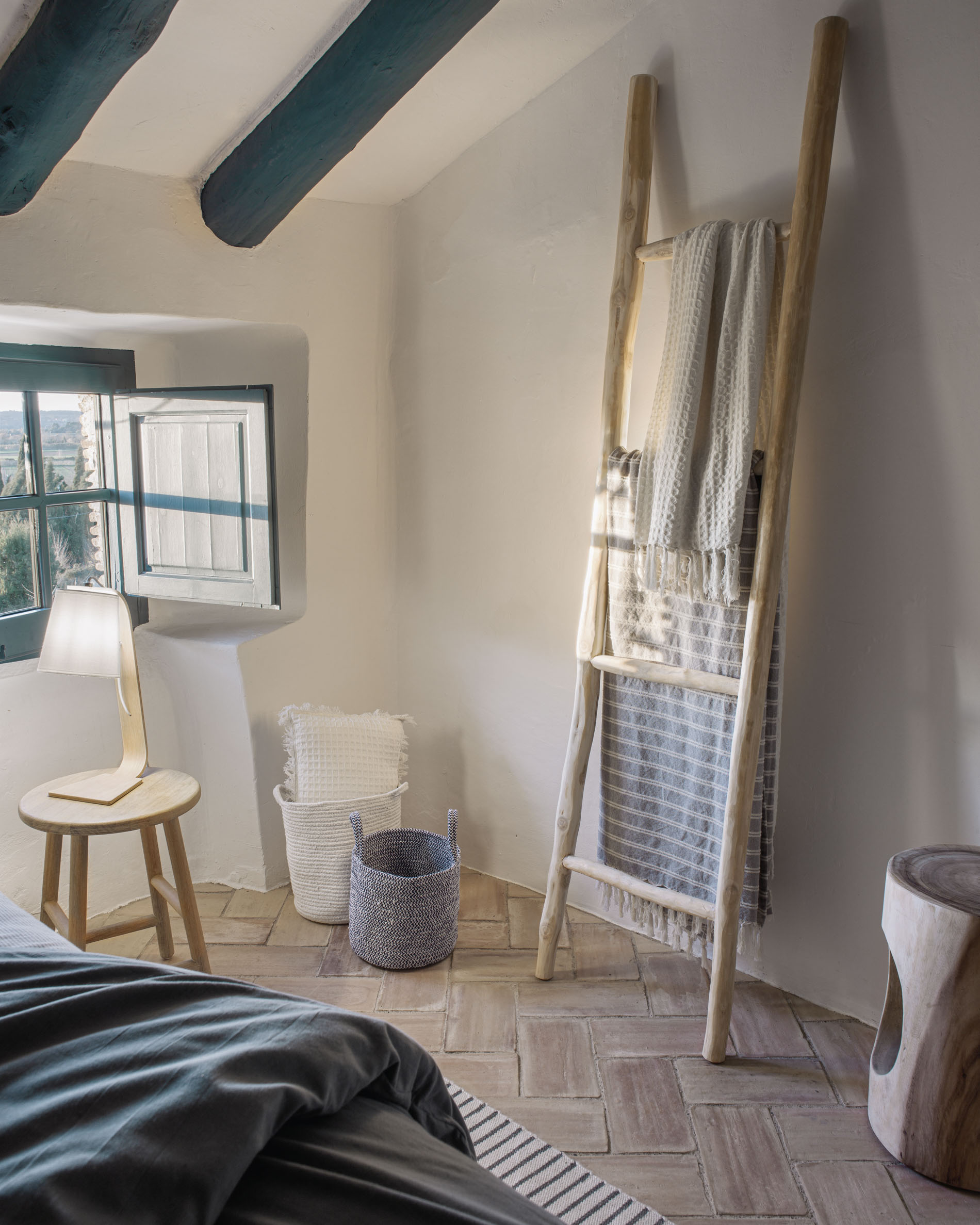 KAVE HOME Beistelltisch HALKER