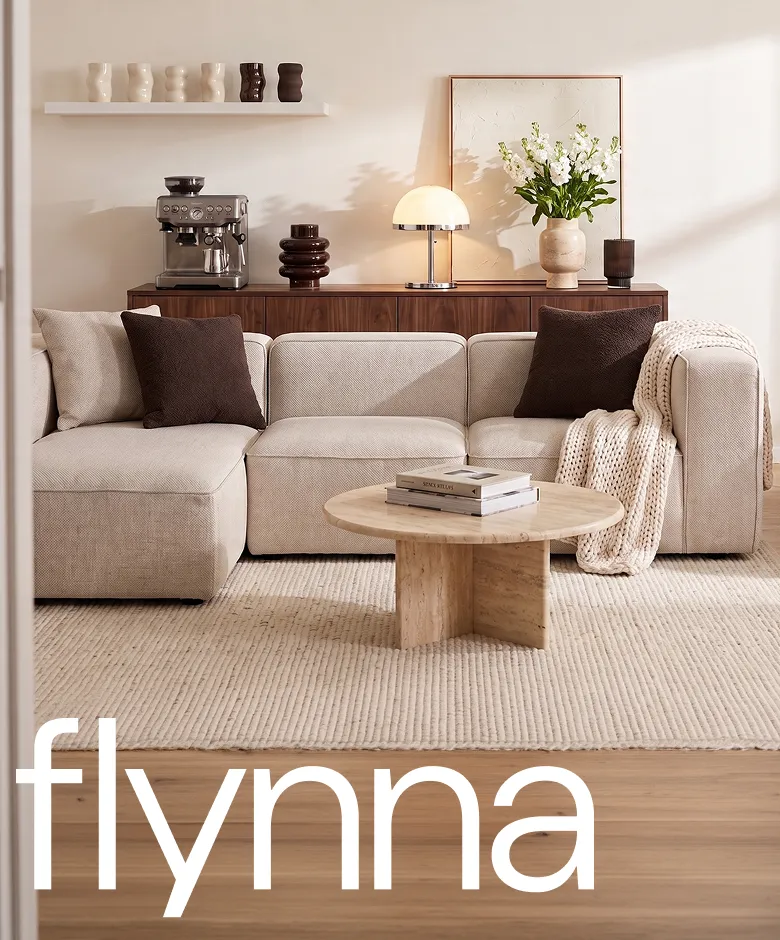 Flynna_Hero_Mobile