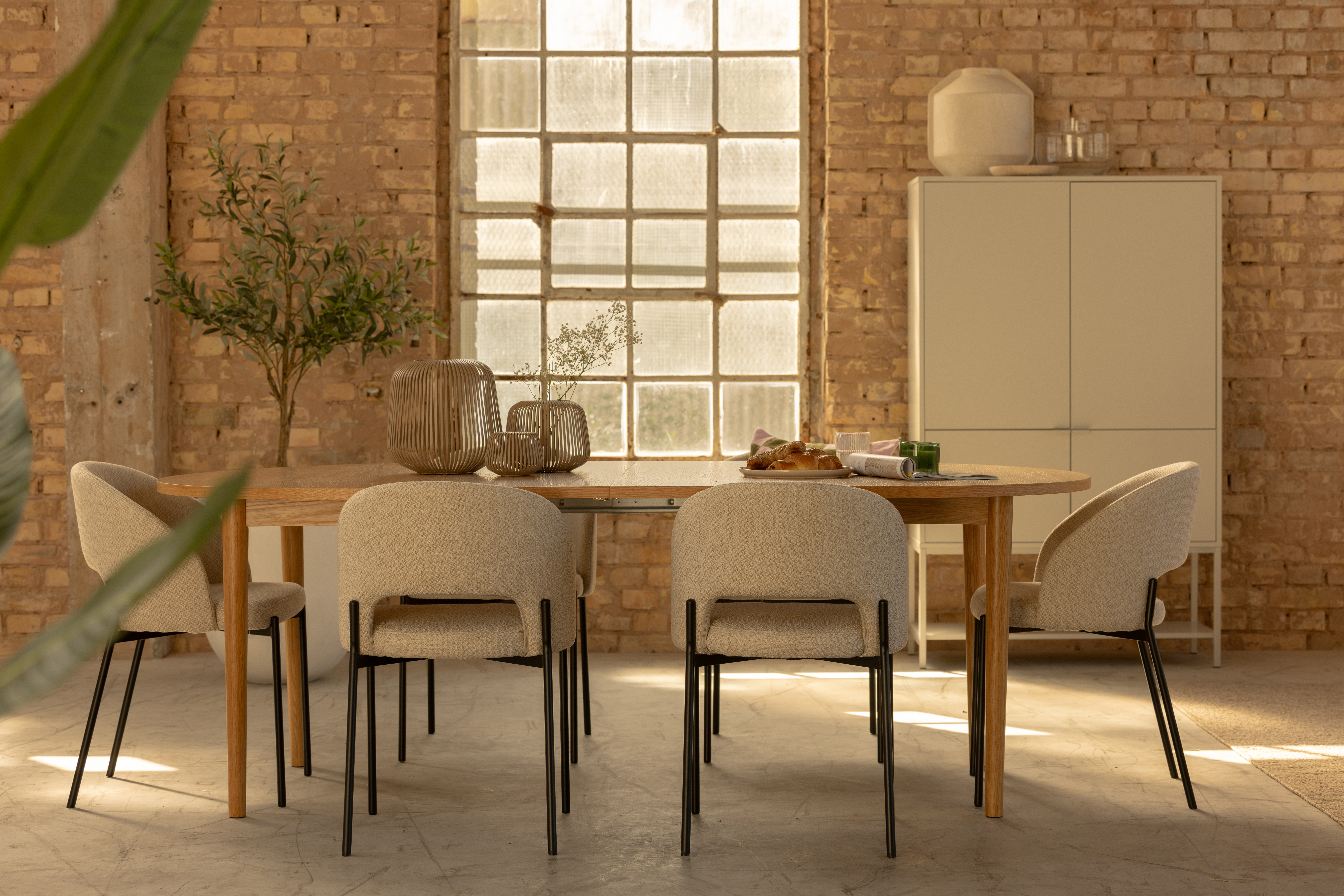 FAEE Highboard NAER FAEE Highboard NAER