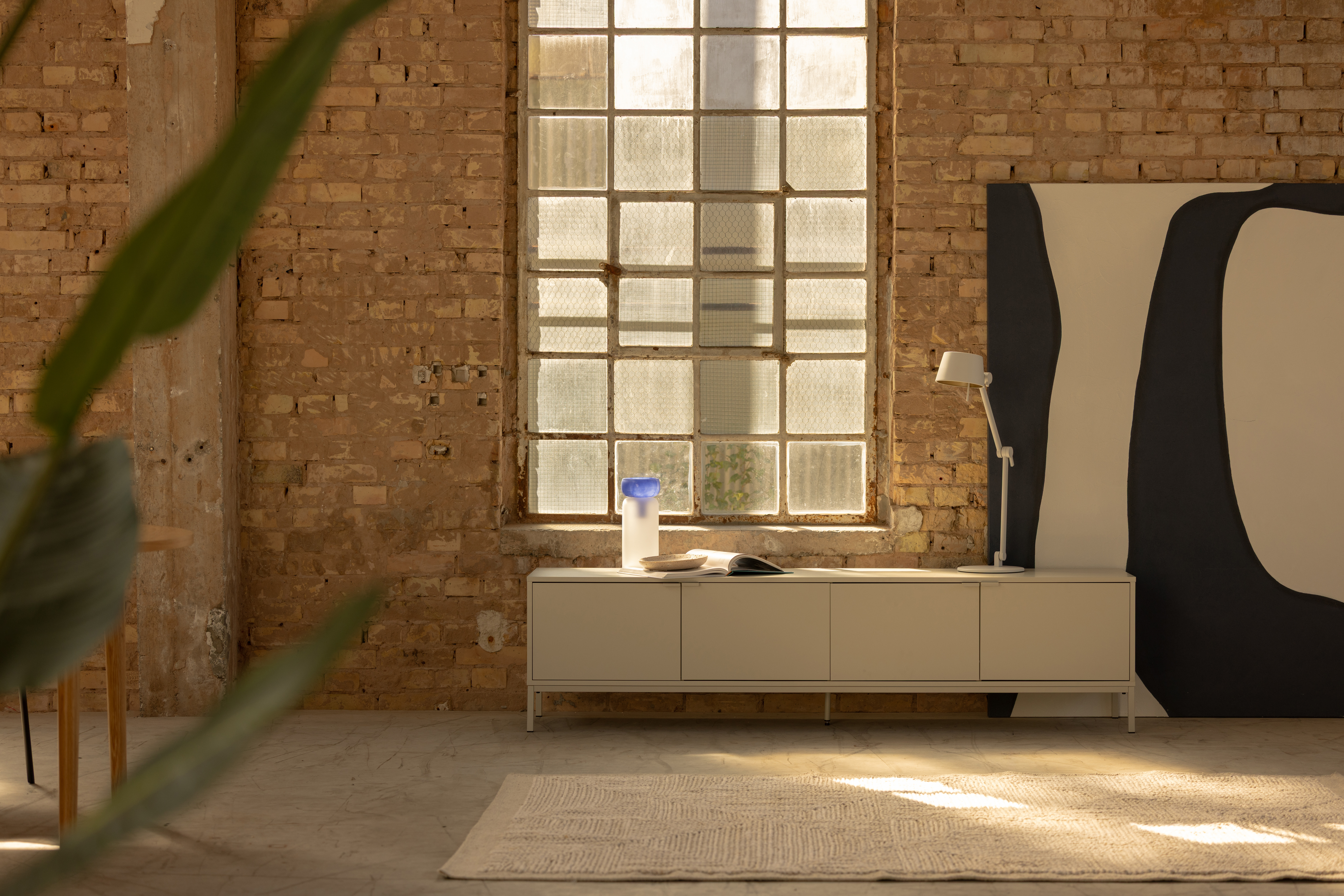 FAEE Lowboard NAER FAEE Lowboard NAER