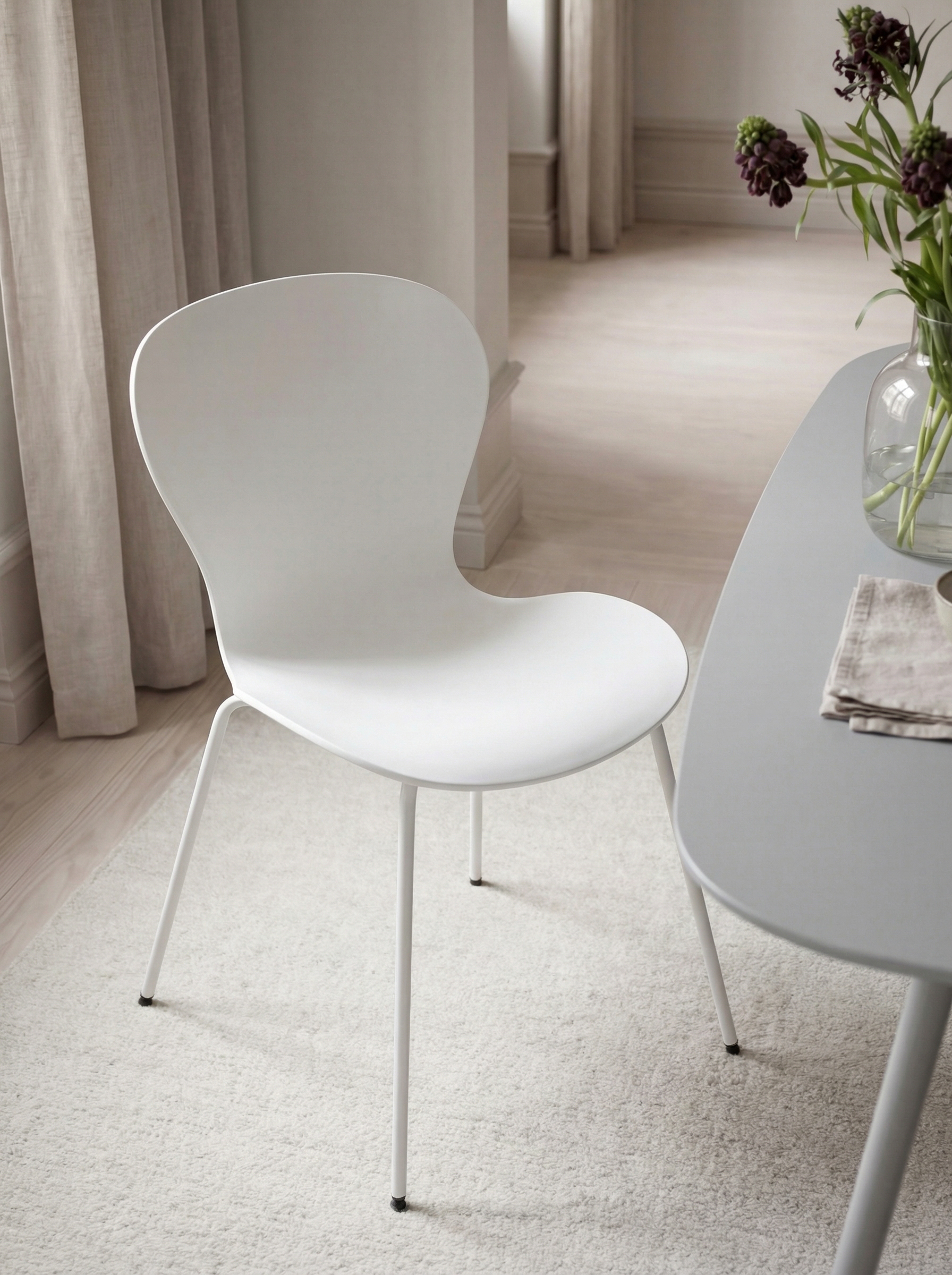 FAEE Chaise VÄN