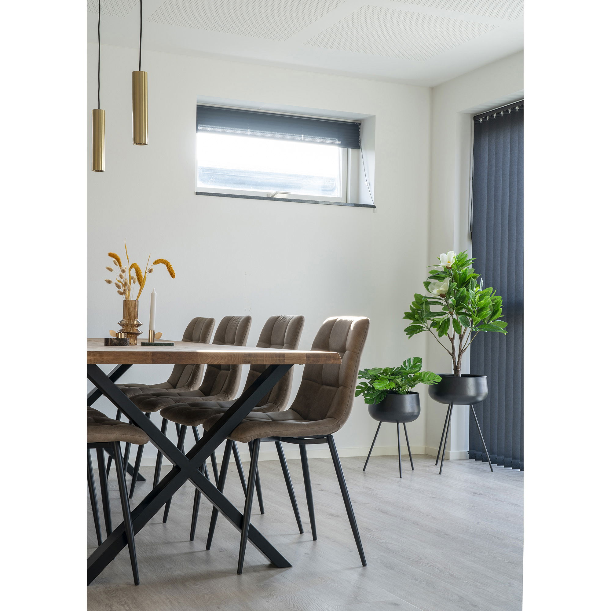 FAEE TOLEN dining table